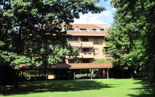 appartamento in vendita a Monza in zona Ospedale San Gerardo