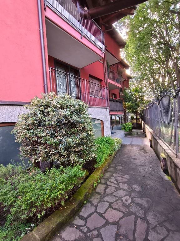 appartamento in vendita a Monza in zona Ospedale San Gerardo
