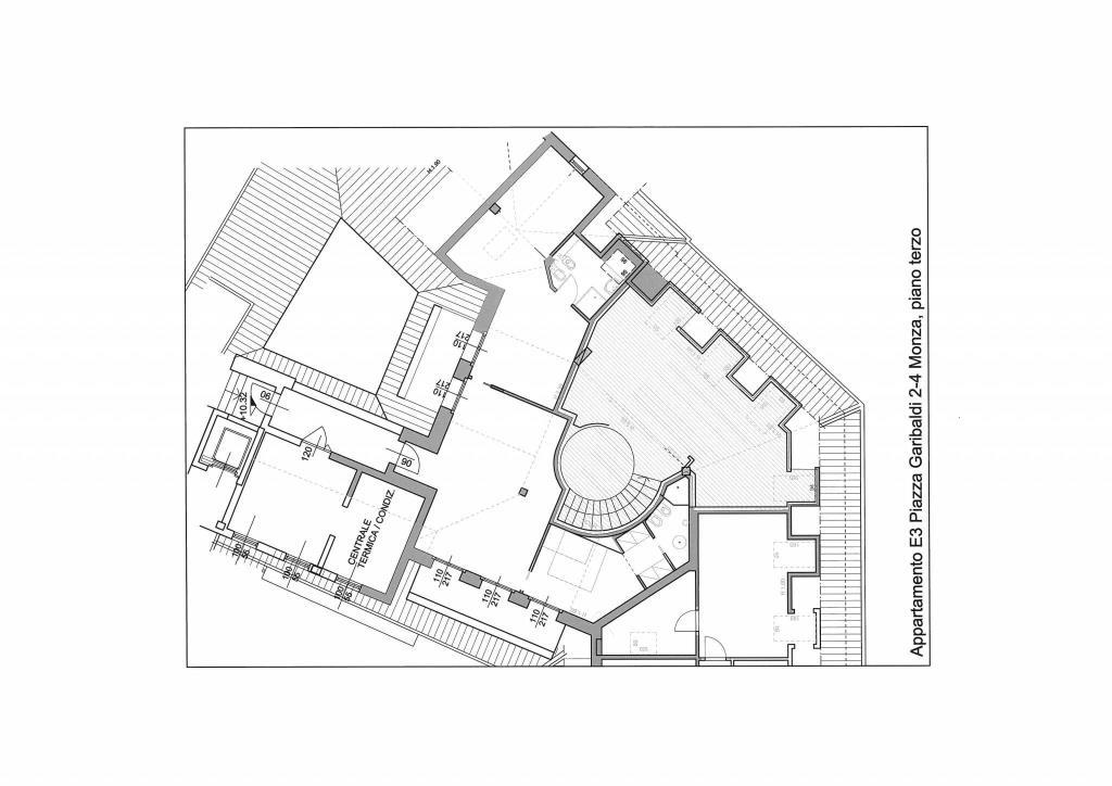 appartamento in vendita a Monza in zona Centro Storico