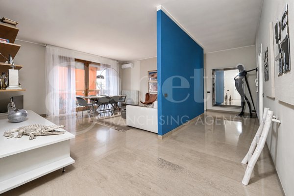 appartamento in vendita a Monza in zona Centro Storico