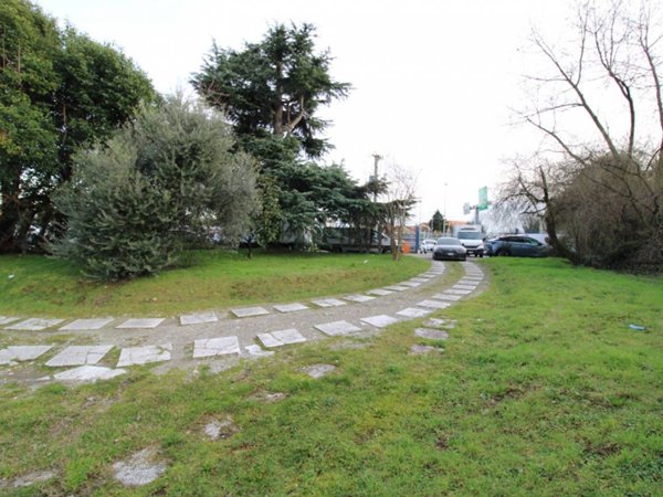 negozio in vendita a Monza in zona Centro Storico