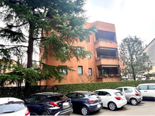 appartamento in vendita a Monza