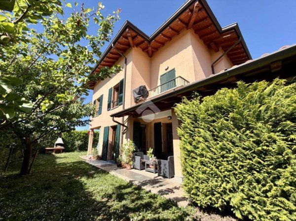 casa indipendente in vendita a Monza