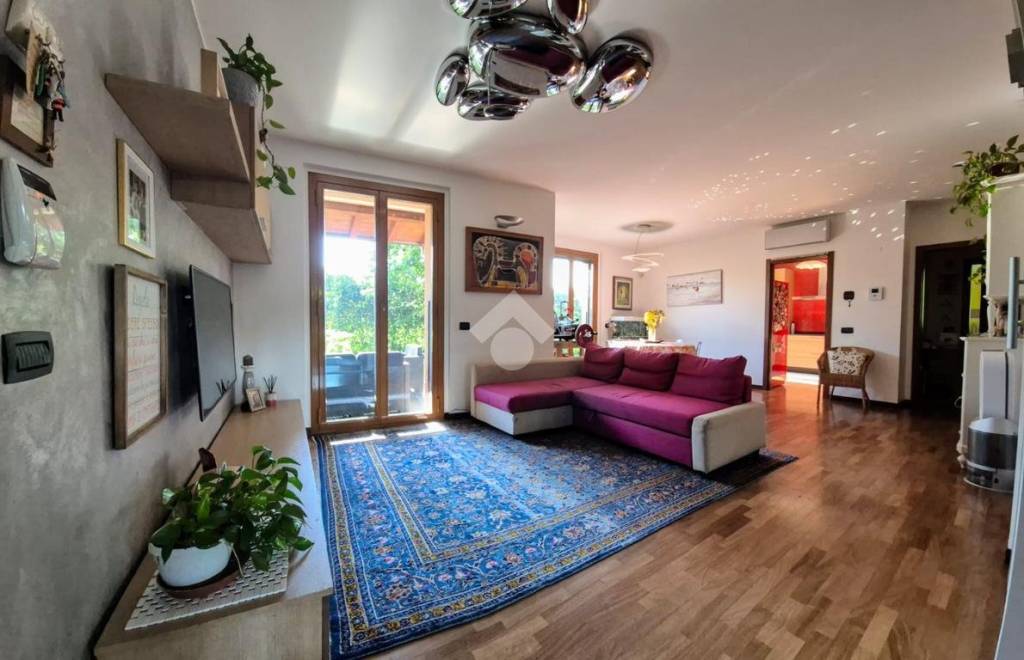 casa indipendente in vendita a Monza