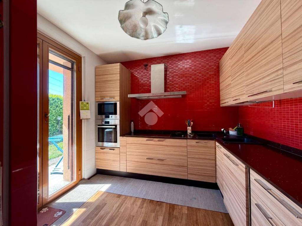 casa indipendente in vendita a Monza
