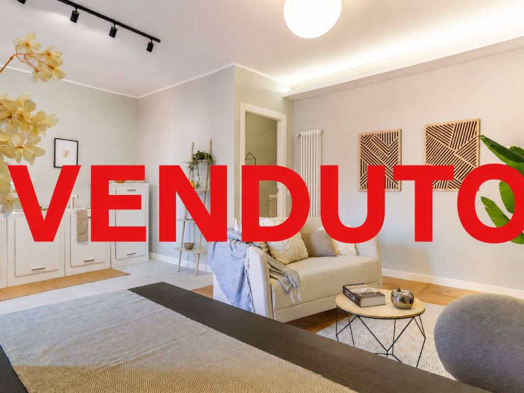 appartamento in vendita a Monza in zona Centro Storico