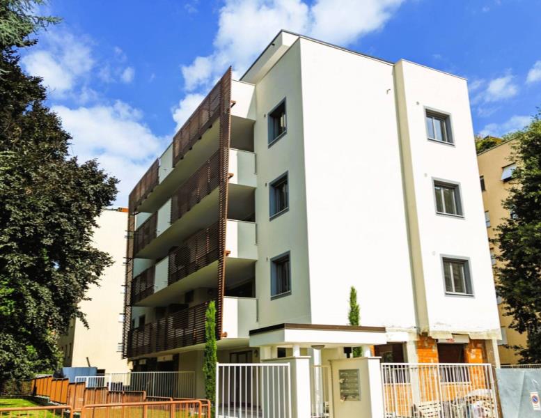 appartamento in vendita a Monza in zona Centro Storico