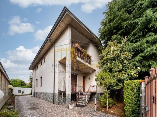 casa indipendente in vendita a Monza