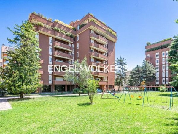 appartamento in vendita a Monza in zona Centro Storico