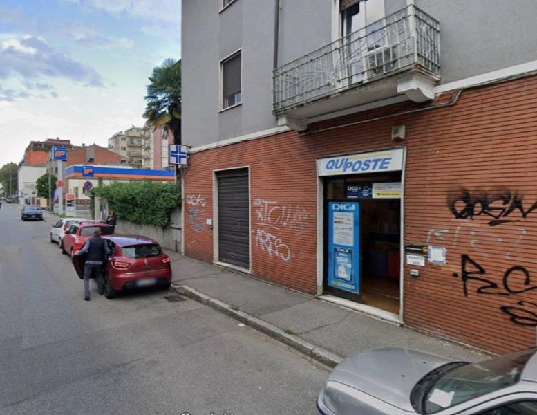 negozio in vendita a Monza