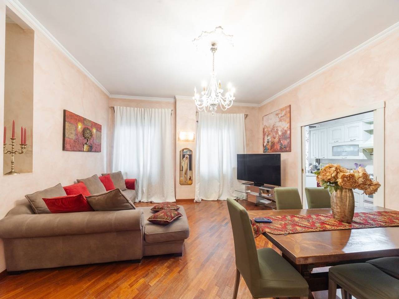 appartamento in vendita a Monza in zona Centro Storico