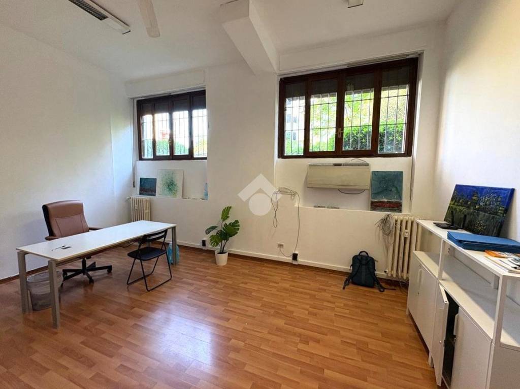 appartamento in vendita a Monza in zona Centro Storico