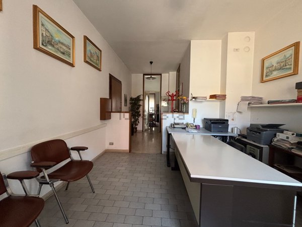 appartamento in vendita a Monza in zona Centro Storico
