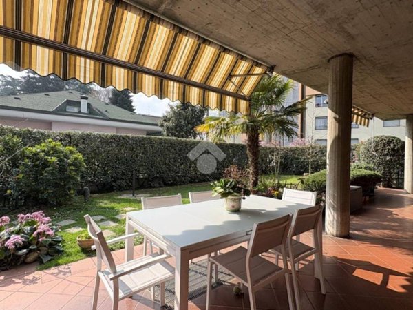 casa indipendente in vendita a Monza