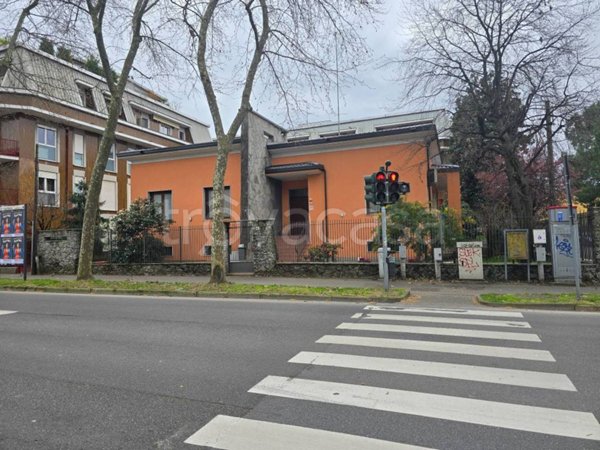 casa indipendente in vendita a Monza