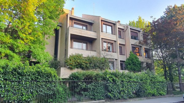 appartamento in vendita a Monza in zona Centro Storico