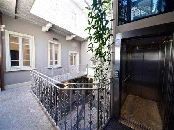 casa indipendente in vendita a Monza in zona Centro Storico