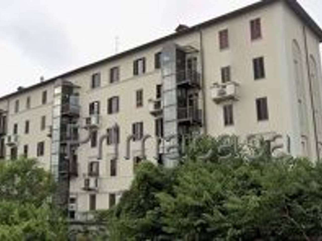 appartamento in vendita a Monza in zona Centro Storico