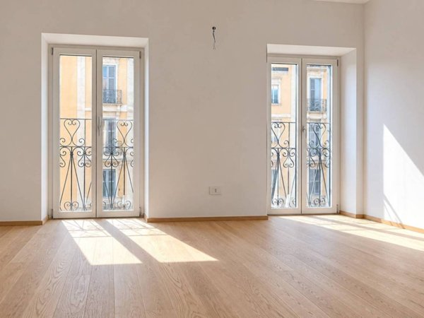 appartamento in vendita a Monza in zona Centro Storico