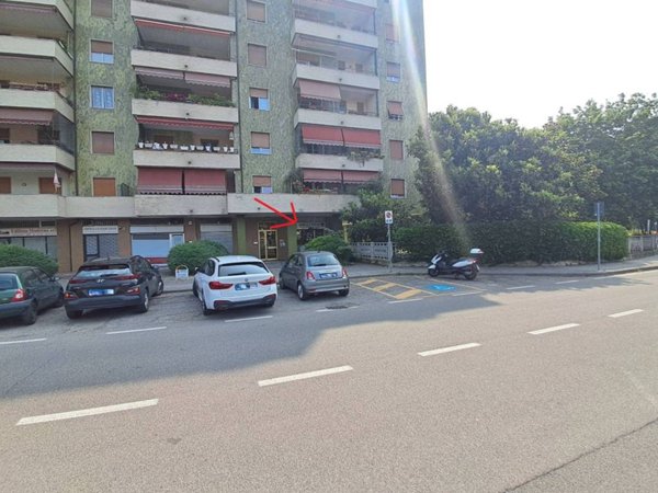 negozio in vendita a Monza