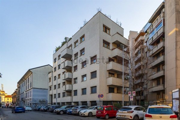 appartamento in vendita a Monza in zona Centro Storico