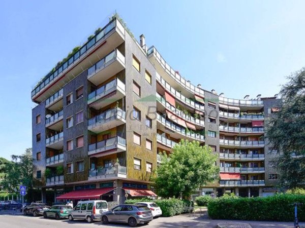 appartamento in vendita a Monza in zona Centro Storico