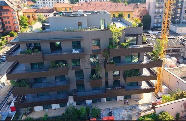 appartamento in vendita a Monza in zona Centro Storico