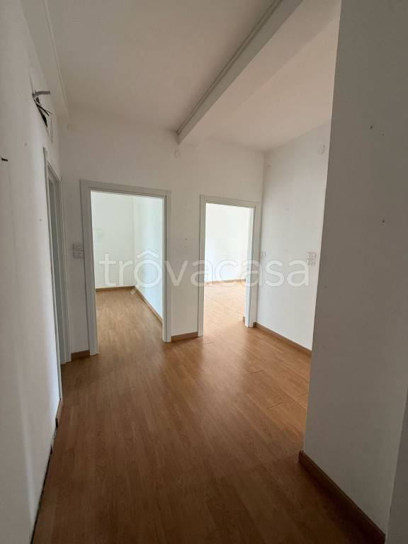 appartamento in vendita a Monza in zona Centro Storico