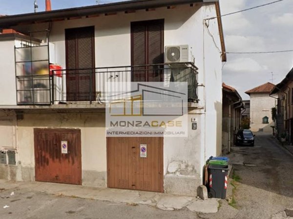 casa indipendente in vendita a Monza