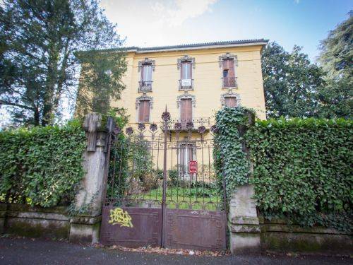 appartamento in vendita a Monza in zona Centro Storico