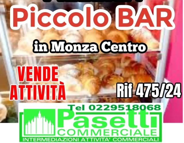 negozio in vendita a Monza in zona Centro Storico