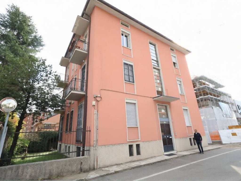 appartamento in vendita a Monza in zona Ospedale San Gerardo