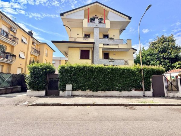 appartamento in vendita a Monza