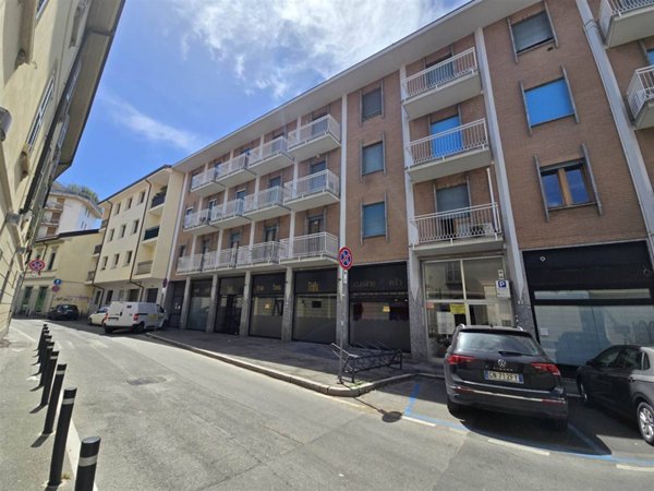 appartamento in vendita a Monza in zona Centro Storico