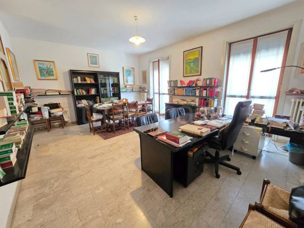 appartamento in vendita a Monza in zona Centro Storico
