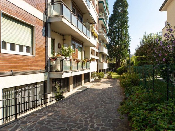 ufficio in vendita a Monza