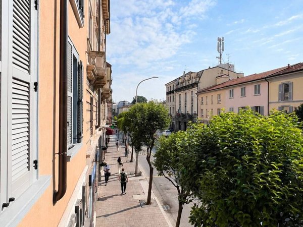 appartamento in vendita a Monza in zona Centro Storico