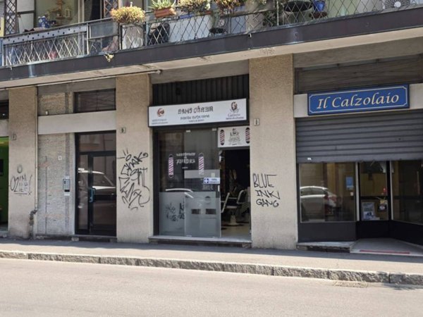 negozio in vendita a Monza