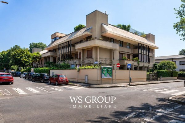 appartamento in vendita a Monza in zona Centro Storico