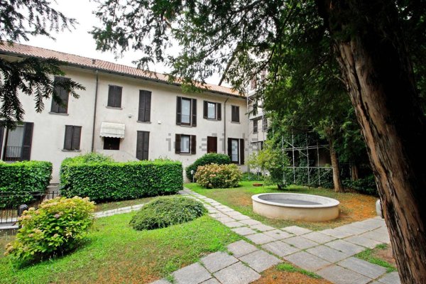 appartamento in vendita a Monza in zona Centro Storico