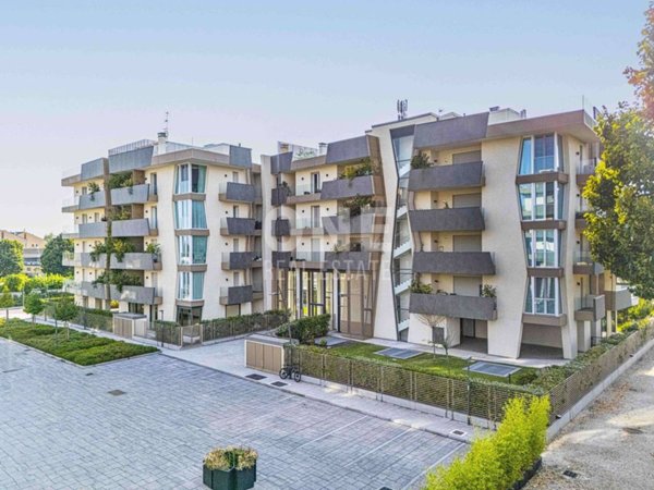 appartamento in vendita a Monza