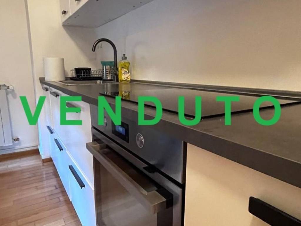 appartamento in vendita a Monza in zona Ospedale San Gerardo