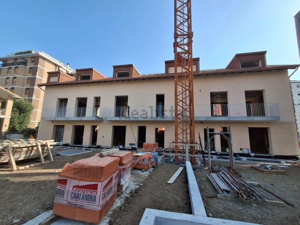 casa indipendente in vendita a Monza