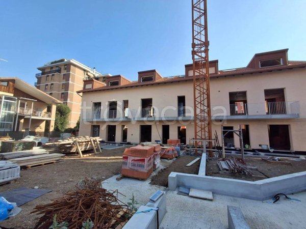 casa indipendente in vendita a Monza