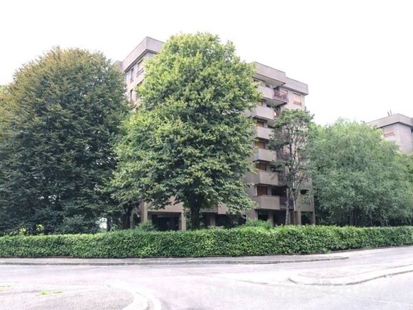 appartamento in vendita a Monza in zona Ospedale San Gerardo