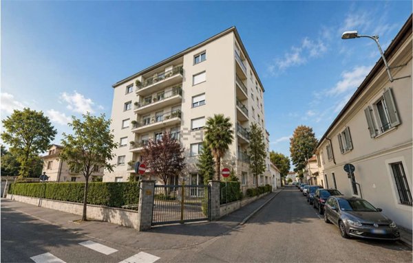 appartamento in vendita a Monza in zona Centro Storico