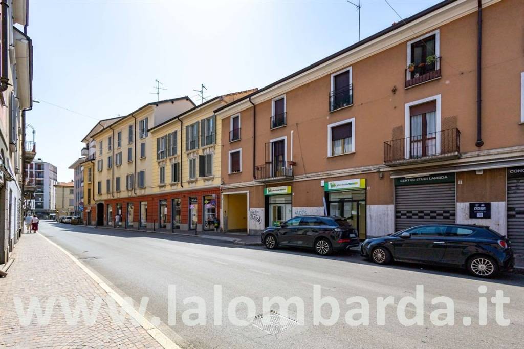 appartamento in vendita a Monza in zona Centro Storico