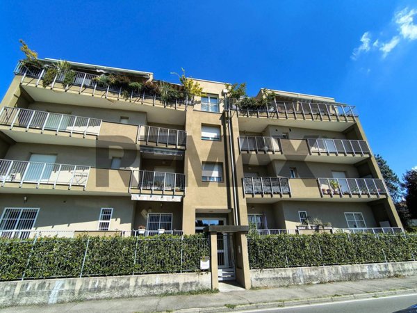 appartamento in vendita a Monza in zona Ospedale San Gerardo