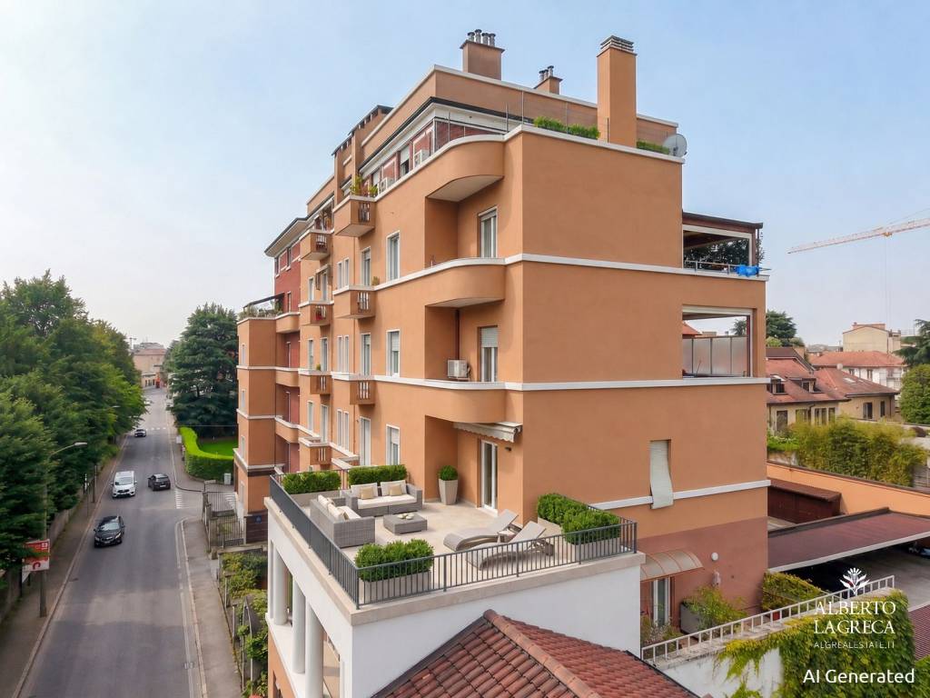 appartamento in vendita a Monza in zona Centro Storico