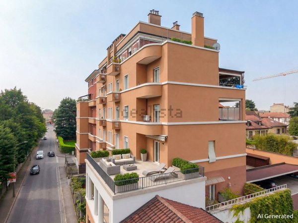 appartamento in vendita a Monza in zona Centro Storico